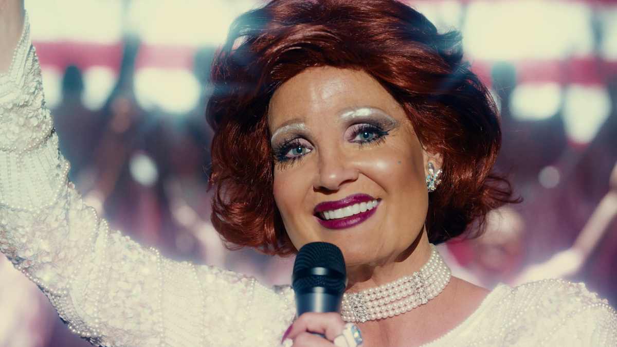 The Eyes of Tammy Faye' Ending, Explained - The Rise &amp; Fall of Praise the  Lord Club | DMT