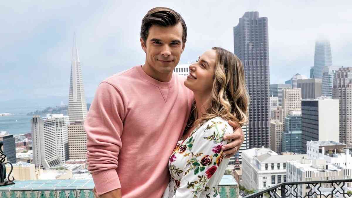 'A California Christmas City Lights' Ending, Explained Will Callie