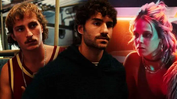 Turn Of The Tide Season 1 Review 2023 José Condessa As Eduardo, Helena Caldeira As Sílvia, And Rodrigo Tomás As Rafael